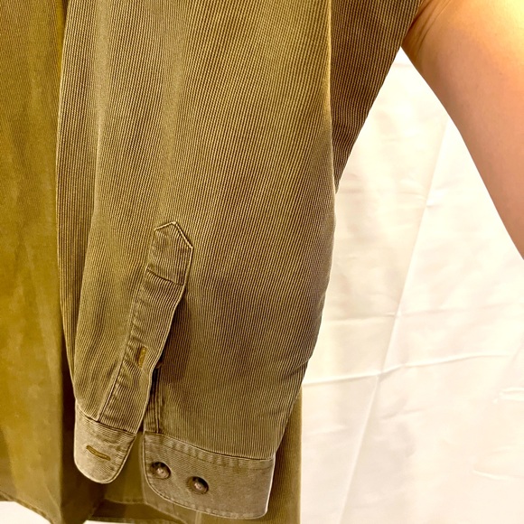 Territory ahead ribbed long sleeve button shirt w/ happy face. Tan/brown. Sz: XL - Picture 5 of 8
